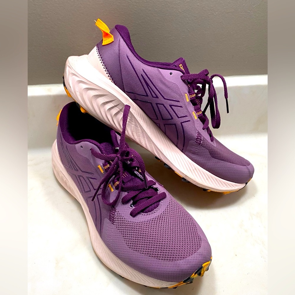 ASICS Purple Women's 9.5 Running Shoes